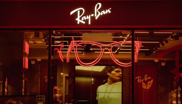 Ray-Ban store entrance